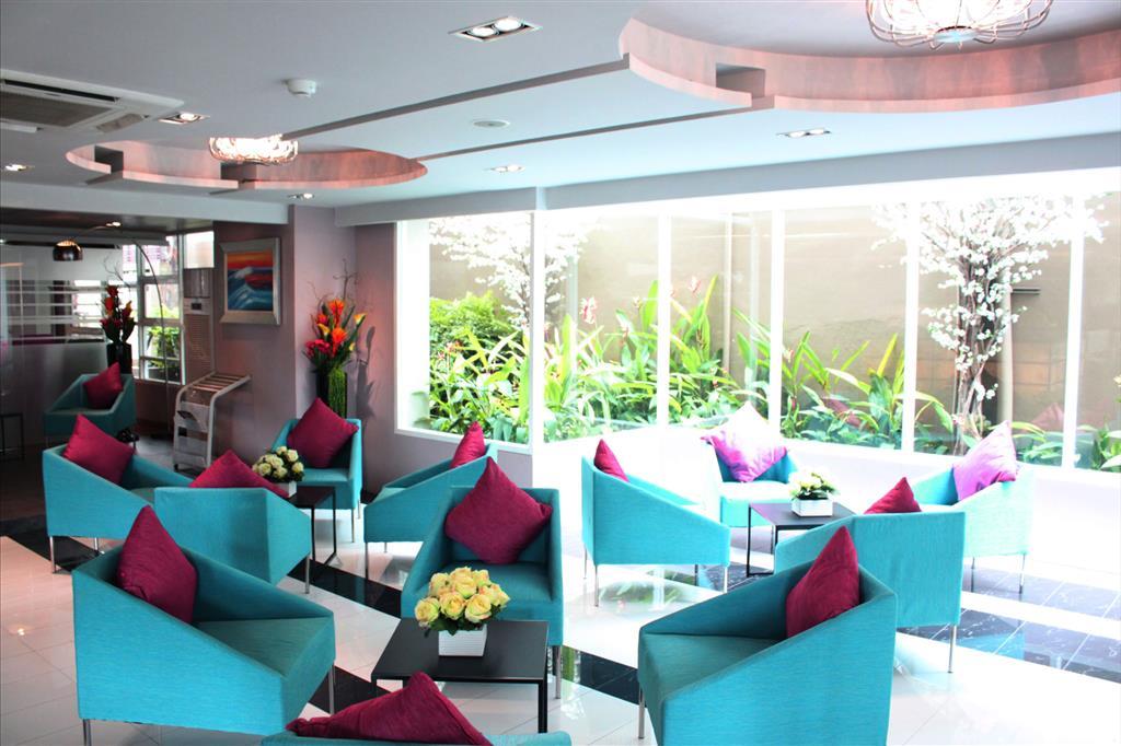 Klassique Sukhumvit Bangkok Exterior photo
